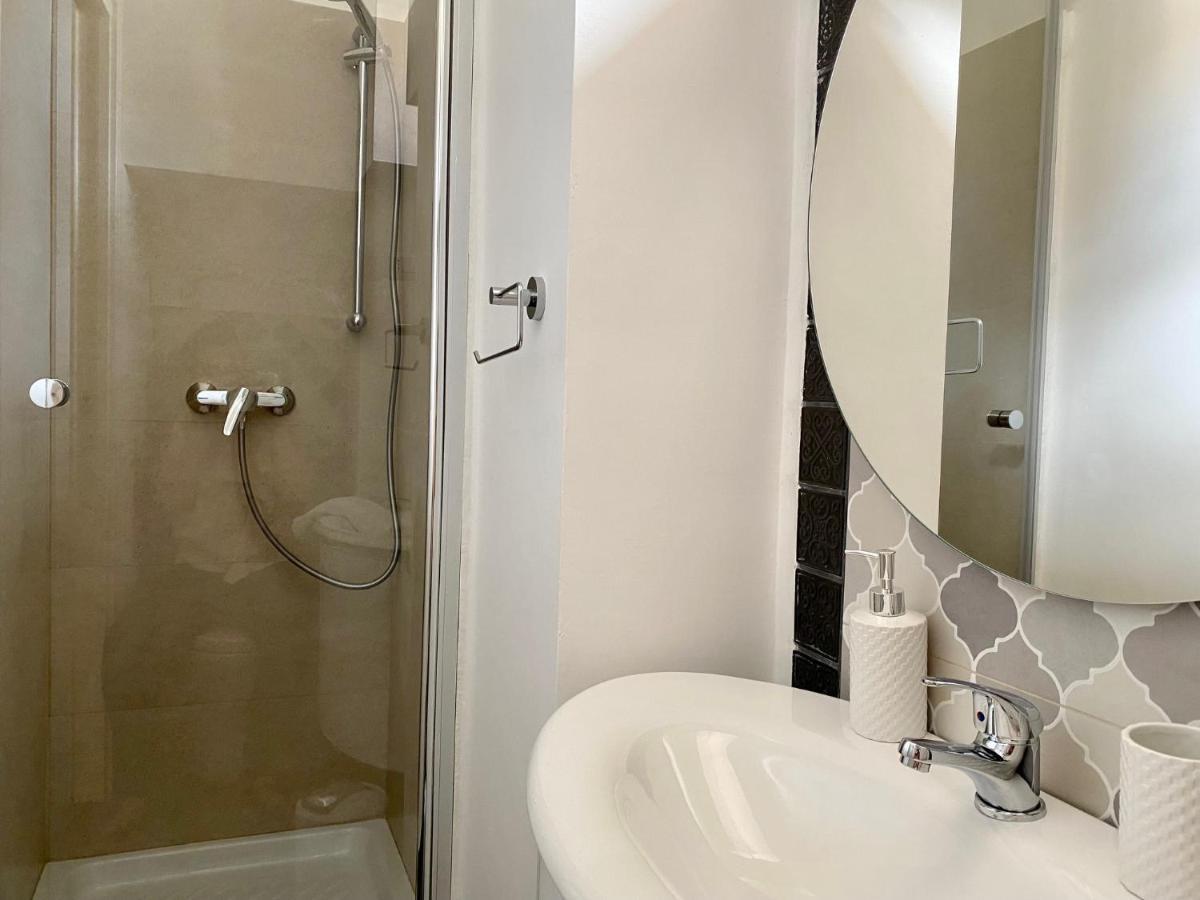 Casa Vacanze Fontana Fraterna イゼルニア エクステリア 写真